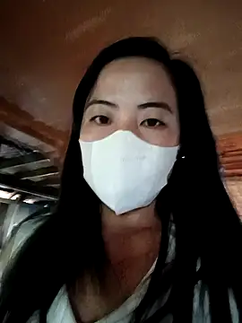 Snapshot of tulipsexy chatting on 09-18-25, 01:41 tulipsexy online show from 09-18-25, 01:41