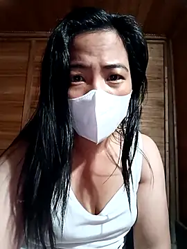 Snapshot of tulipsexy chatting on 09-25-25, 11:33 tulipsexy online show from 09-25-25, 11:33