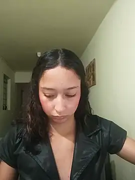 Vale stone  online show from 11-18-25, 09:29