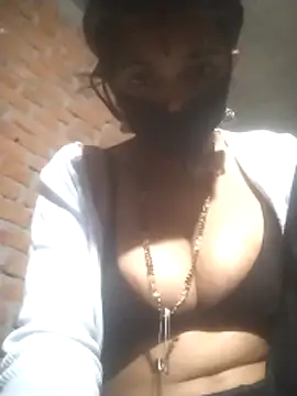 Hott cutgirl online show from 12-14-25, 02:33