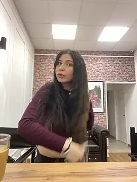 Snapshot of Valerie_Ohara chatting on 10-05-25, 04:03 Valerie Ohara online show from 10-05-25, 04:03