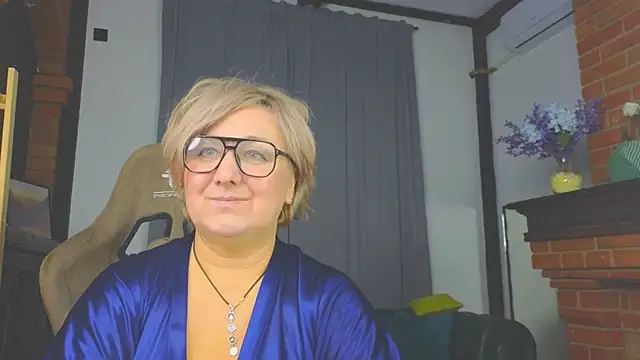 Marta Wils online show from 11-14-25, 10:08