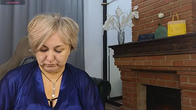 Marta Wils online show from 10-08-25, 02:35