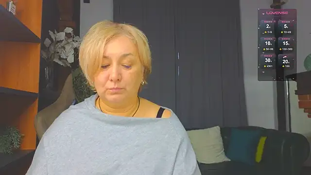 Marta Wils online show from 11-04-25, 02:04