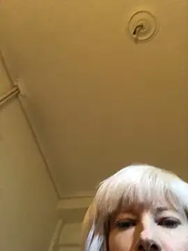 Snapshot of juliaoneandonly chatting on 10-08-25, 09:44 juliaoneandonly online show from 10-08-25, 09:44