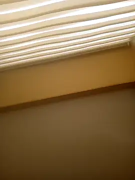 ValeriaLove43211 online show from 03-22-26, 12:18