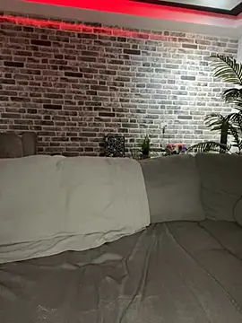 Daniela of 2002 online show from 06-20-26, 07:52