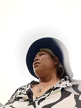 callistra online show from 04-01-26, 04:36