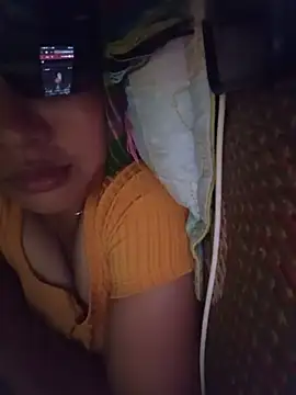 Snapshot of callistra chatting on 06-16-26, 05:29 callistra online show from 06-16-26, 05:29