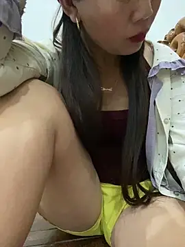 Milky-milk online show from 04-23-26, 01:35