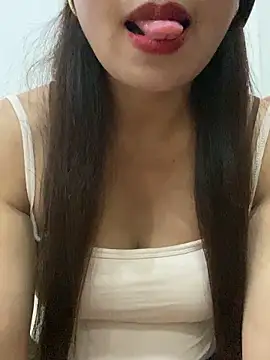 Milky-milk online show from 06-15-26, 01:55