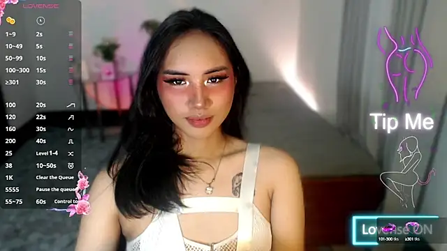 Snapshot of Divine_Goddesss chatting on 09-28-25, 03:02 Divine Goddesss online show from 09-28-25, 03:02