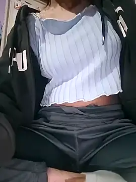 sweet simmi online show from 10-30-25, 01:42