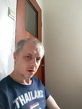 szajbusek41 online show from 03-04-26, 07:05