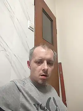 szajbusek41 online show from 01-15-26, 03:48