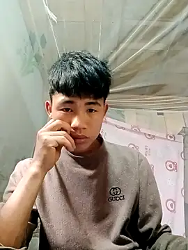 Nhyy xx online show from 04-25-26, 03:09