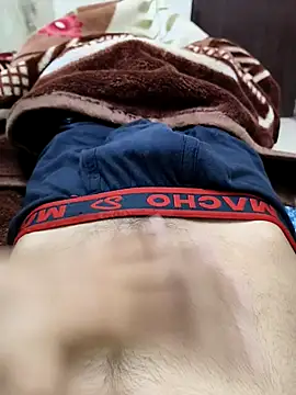 king boy070 online show from 01-12-26, 06:47