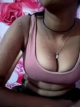 Snapshot of husan-malikaa chatting on 10-08-25, 04:47 husan-malikaa online show from 10-08-25, 04:47