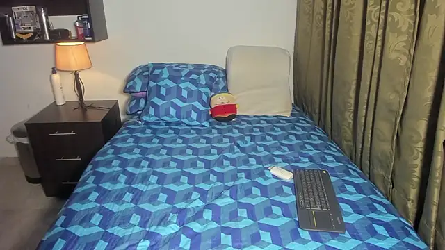 urLittlesissy online show from 03-19-26, 03:50