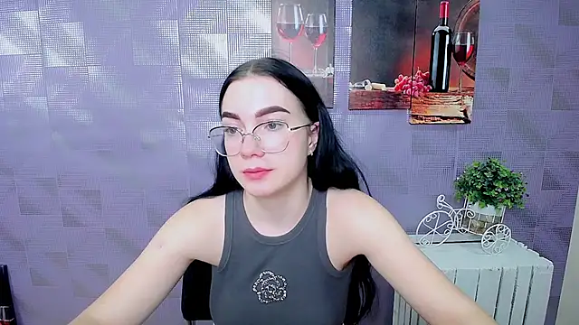 Snapshot of MiraBabe_ chatting on 11-17-25, 09:46 MiraBabe online show from 11-17-25, 09:46