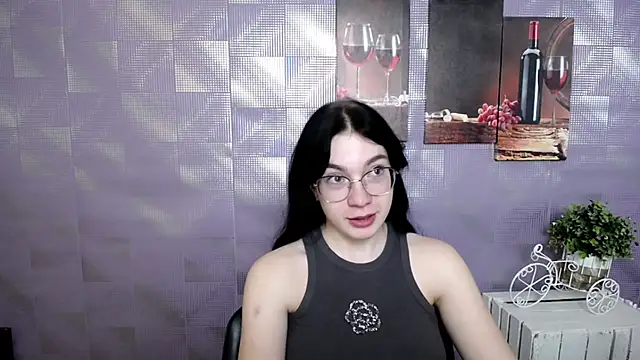 Snapshot of MiraBabe_ chatting on 11-14-25, 08:18 MiraBabe online show from 11-14-25, 08:18