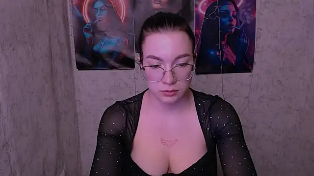 Snapshot of MiraBabe_ chatting on 02-25-26, 12:38 MiraBabe online show from 02-25-26, 12:38