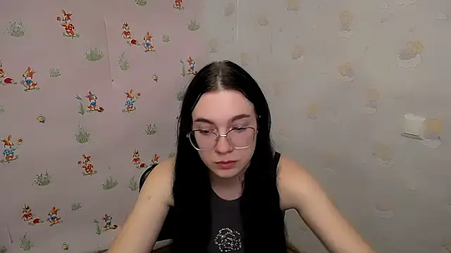 Snapshot of MiraBabe_ chatting on 10-28-25, 09:52 MiraBabe online show from 10-28-25, 09:52