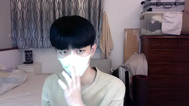 kai101010 online show from 10-28-25, 03:55