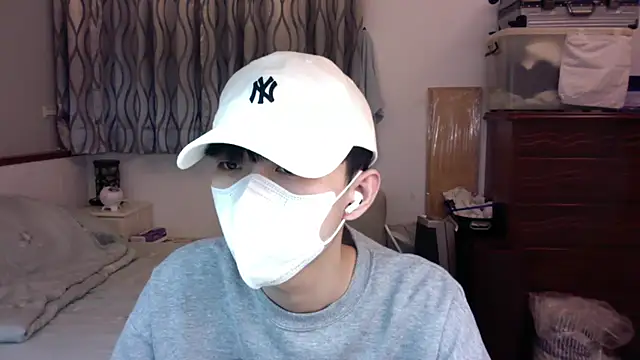 kai101010 online show from 11-18-25, 02:42