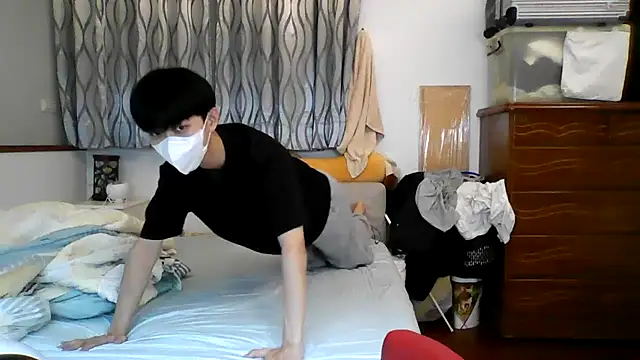 kai101010 online show from 08-01-26, 02:48