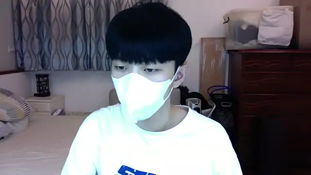 kai101010 online show from 09-26-25, 04:14