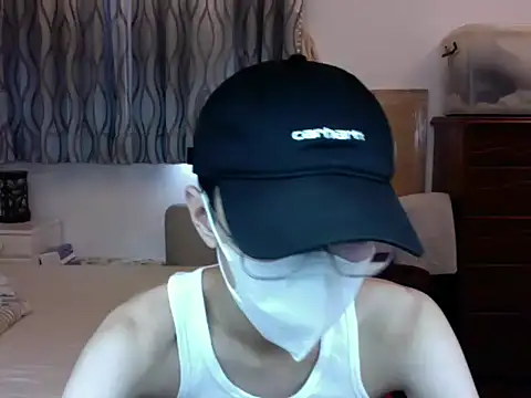 kai101010 online show from 09-18-25, 04:48