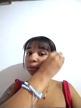 Suzanelee1 online show from 12-20-25, 11:51