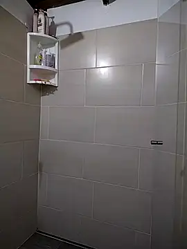 Suzanelee1 online show from 09-24-25, 12:33