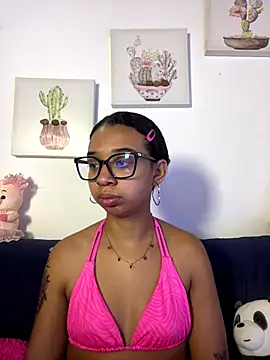 Suzanelee1 online show from 01-07-26, 01:27