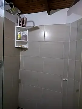 Suzanelee1 online show from 10-16-25, 01:25