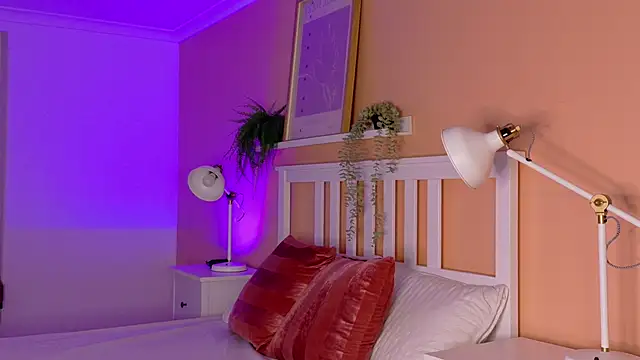 KeendraFox  online show from 03-15-26, 11:39