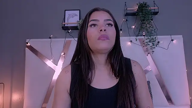 KeendraFox  online show from 09-26-25, 07:32