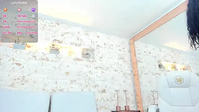 grace daviss online show from 12-05-25, 10:58