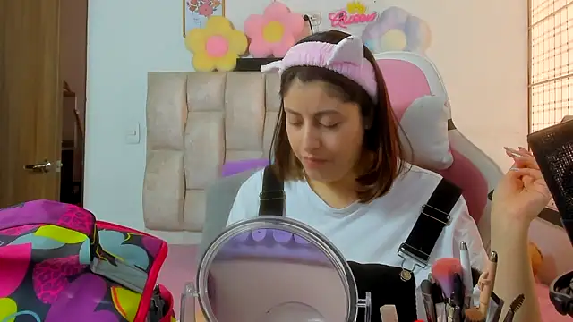 queenalexxa111 online show from 12-18-25, 05:39