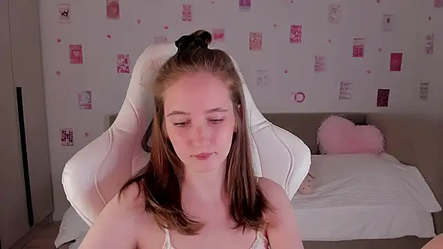 CrystalSoul  online show from 09-21-25, 05:29