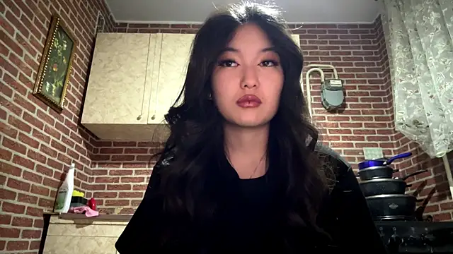 EmmaLeexth online show from 01-09-26, 02:13