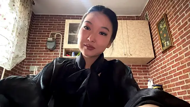 EmmaLeexth online show from 03-20-26, 11:33