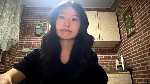 EmmaLeexth online show from 02-12-26, 02:06