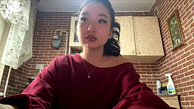 EmmaLeexth online show from 04-04-26, 11:06