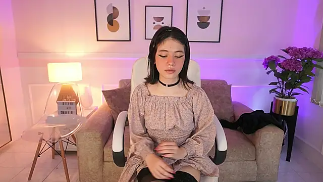 BillieBrownn online show from 10-18-25, 07:05