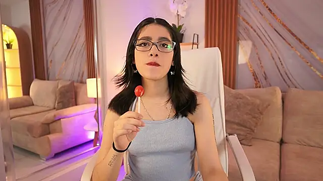 BillieBrownn online show from 04-30-26, 07:10