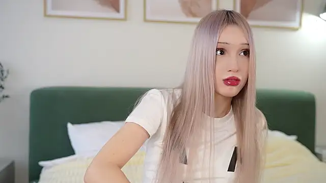 Laura Obsidian online show from 10-02-25, 08:07