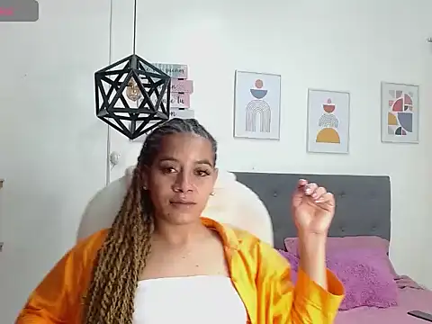 Amber  s online show from 09-18-25, 01:36