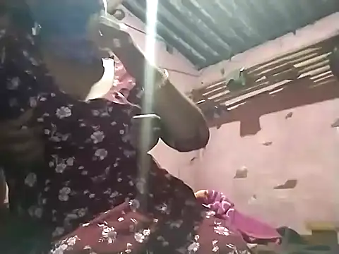 Nidhinchirackal online show from 11-28-25, 02:06